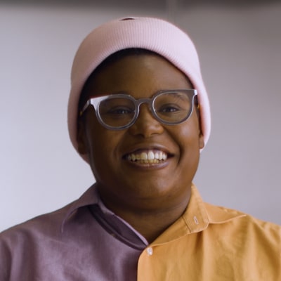 Rashida Holmes headshot